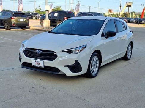 Certified 2025 Subaru Impreza 2.0i AWD/4WD image 3
