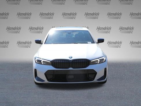 Certified 2025 BMW 330i Sedan w/ M Sport Package image 8