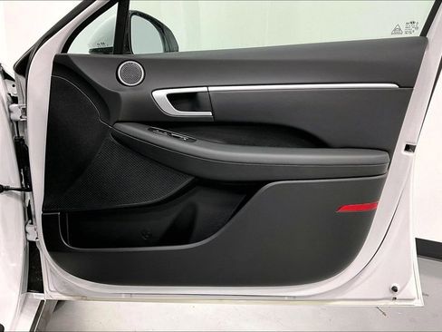 New 2026 BMW X1 xDrive28i w/ Convenience Package image 19