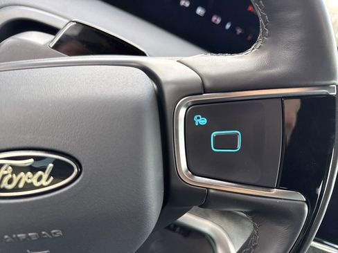 Used 2025 Ford Expedition Tremor image 27