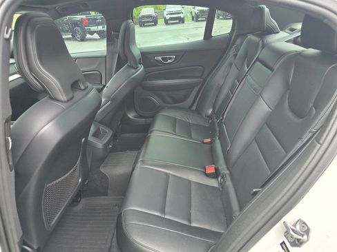 Used 2020 Volvo S60 T5 Momentum w/ Protection Package FWD image 10