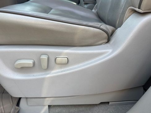 Used 2014 Nissan Quest SV w/ Leather Package FWD image 13