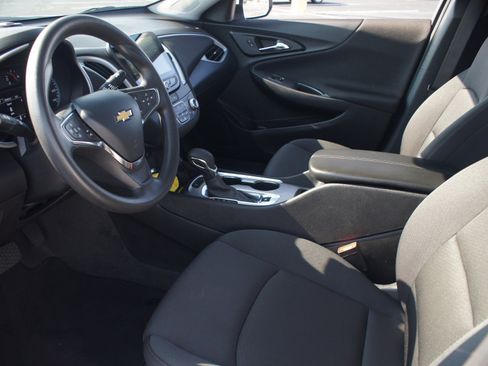 Used 2024 Chevrolet Malibu LT FWD image 13