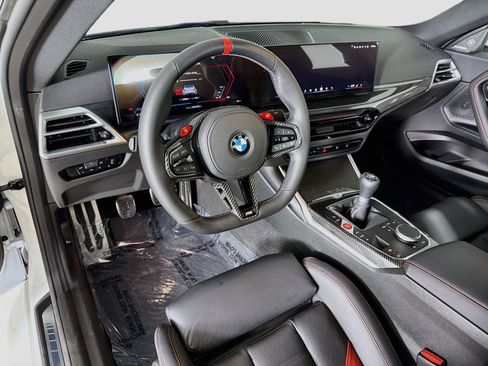 Used 2025 BMW M2 RWD image 9