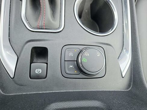 Certified 2023 Chevrolet Traverse RS AWD/4WD image 33