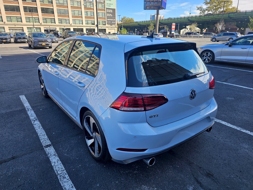 Used 2018 Volkswagen GTI 4-Door FWD image 2