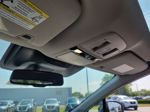 Used 2025 Nissan Murano SL w/ Cargo Package image 30