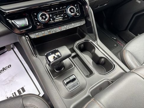 Used 2024 GMC Sierra 1500 AT4 w/ Technology Package image 24