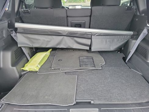 Used 2026 Mitsubishi Outlander ES FWD image 10