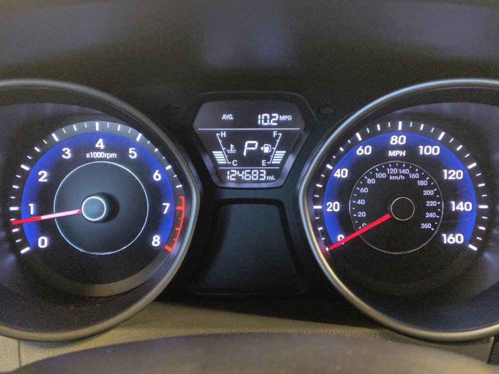 Used 2015 Hyundai Elantra SE FWD image 23