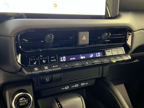 Used 2024 Toyota Land Cruiser image 21