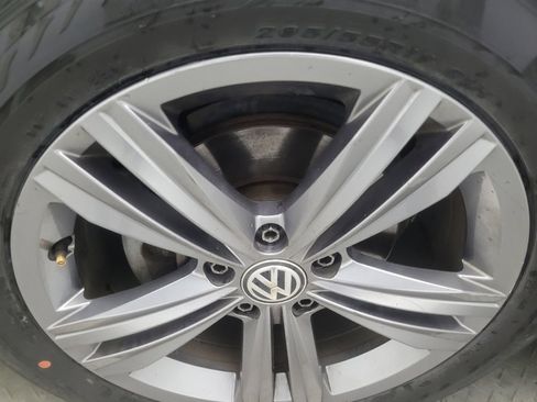 Used 2019 Volkswagen Jetta R-Line FWD image 31
