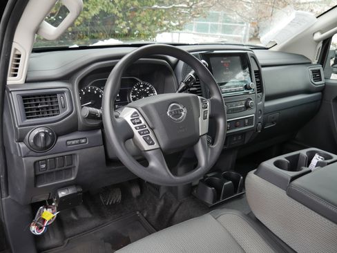 Certified 2021 Nissan Titan S w/ S Utility Package image 4