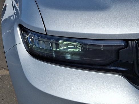 Certified 2025 Jeep Grand Cherokee L Altitude image 9