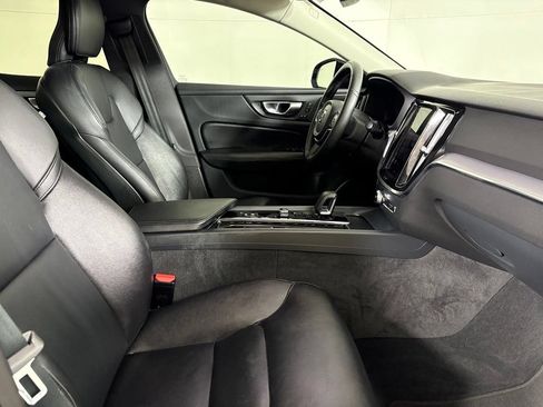 Used 2024 Volvo S60 B5 Core FWD image 14