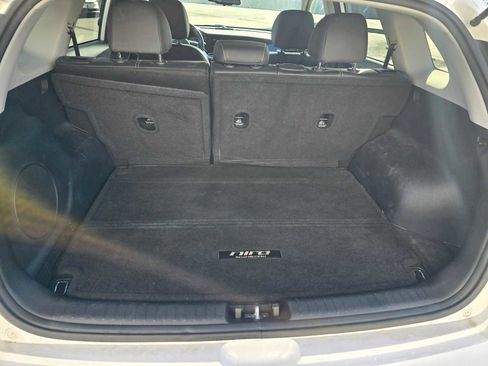 Used 2022 Kia Niro EX w/ Cold Weather Package image 17