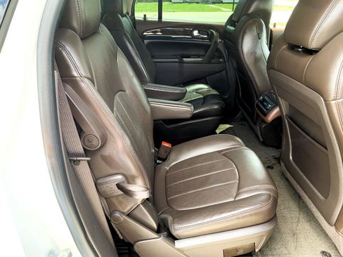 Used 2014 Buick Enclave Premium AWD/4WD image 36