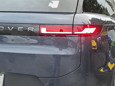 New 2026 Land Rover Range Rover Sport SE image 36