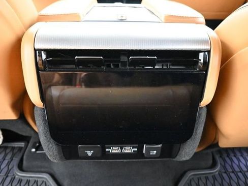 Used 2022 Jeep Grand Wagoneer Series III w/ HD Trailer Tow Package AWD/4WD image 25