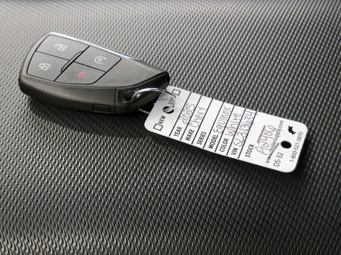 Used 2025 Chevrolet Equinox LT image 26