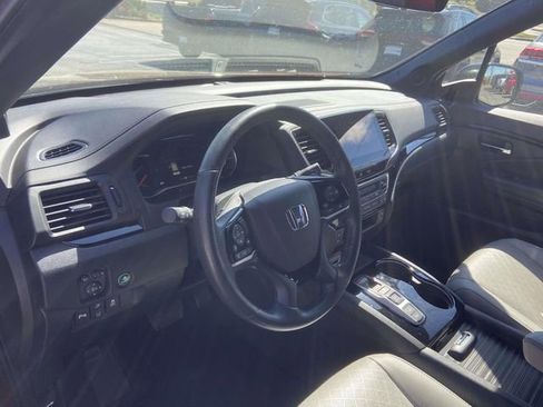 Used 2023 Hyundai Santa Fe SEL image 13