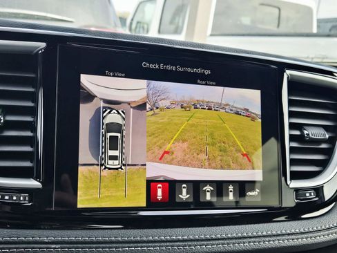 New 2026 Chrysler Pacifica Select image 23