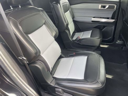 Certified 2023 Ford Explorer XLT w/ Equipment Group 202A image 27