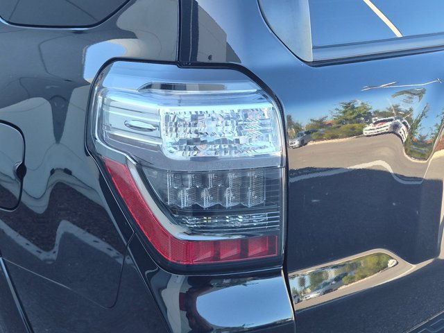 Used 2022 Toyota 4Runner SR5 RWD image 7