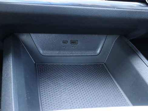 New 2027 Chevrolet Equinox LT w/ Safety and Technology Package AWD/4WD image 19