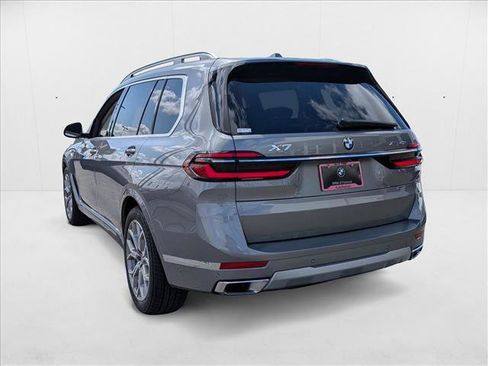 New 2026 BMW X7 xDrive40i image 8