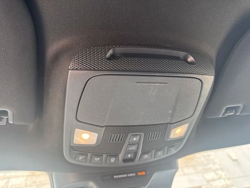 Used 2024 Ford Expedition Limited RWD image 15