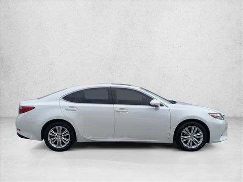 Used 2014 Lexus ES 350 w/ Premium Package FWD image 4