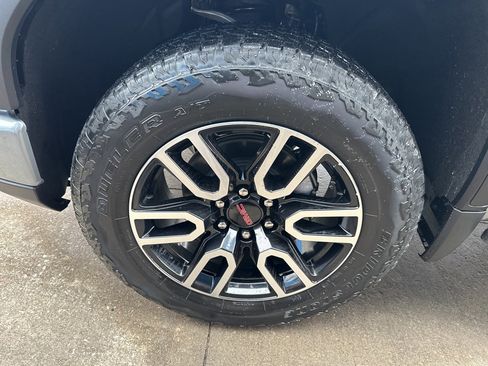 New 2026 GMC Sierra 1500 AT4 image 6