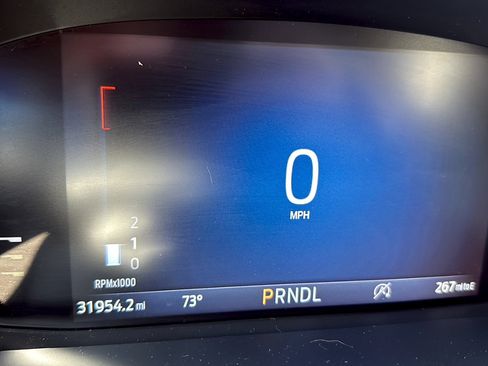 Used 2025 Ford Escape Active AWD/4WD image 9