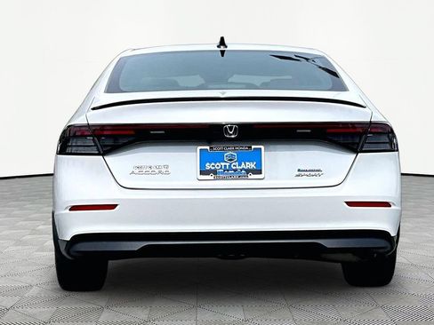 Used 2025 Honda Accord Sport image 7