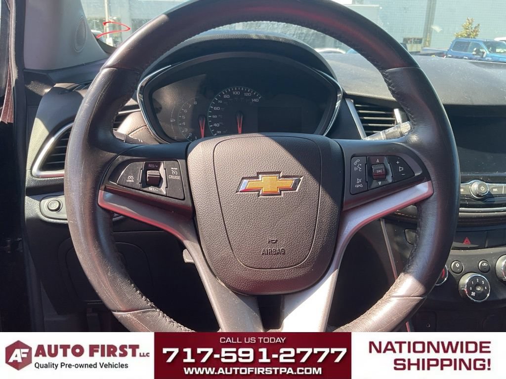 Used 2021 Chevrolet Trax LT w/ Driver Confidence Package AWD/4WD image 23
