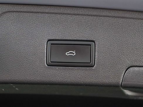 Used 2023 Volkswagen Atlas Cross Sport SEL Premium R-Line image 32