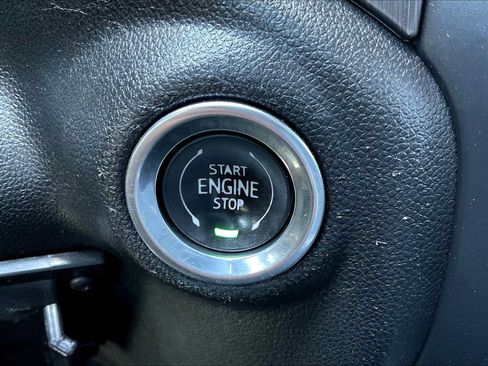 Used 2019 GMC Sierra 1500 AT4 w/ AT4 Premium Package AWD/4WD image 32