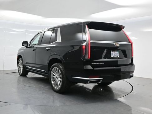 Used 2023 Cadillac Escalade Premium Luxury w/ Performance Package AWD/4WD image 5