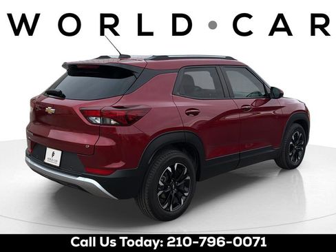 Used 2021 Chevrolet TrailBlazer LT w/ Convenience Package image 17