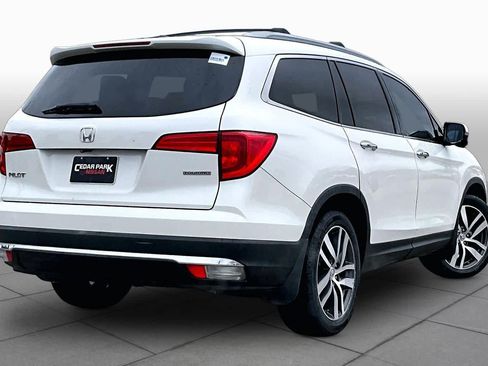 Used 2016 Honda Pilot Touring image 13