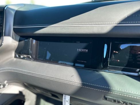 New 2026 RAM 1500 Limited w/ Body Color Bumper Group image 34