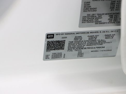 Used 2024 GMC Sierra 1500 SLT image 34