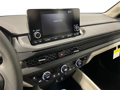 New 2025 Honda Accord SE image 19