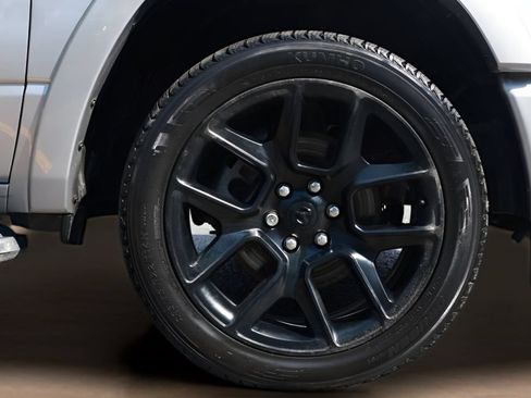 Used 2022 RAM 1500 Laramie w/ Night Edition AWD/4WD image 17