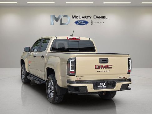 Used 2022 GMC Canyon AT4 w/ Driver Alert Package AWD/4WD image 4