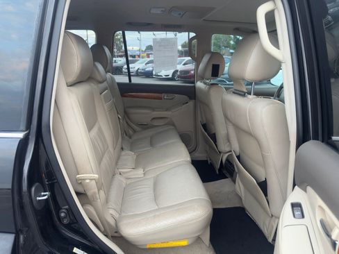 Used 2004 Lexus GX 470 image 11