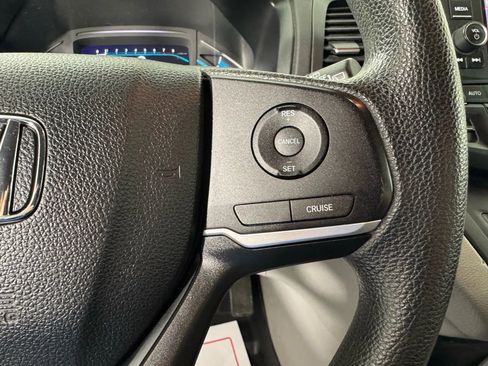 Used 2020 Honda Odyssey LX image 16
