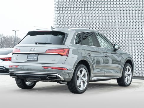 Certified 2023 Audi Q5 2.0T Prestige w/ Prestige Package image 4