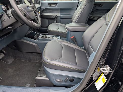 New 2026 Ford Maverick Lobo AWD/4WD image 9